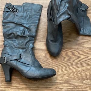 Women’s 7.5 boots